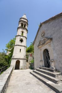 Alte Kirche in Perast in Bucht von Kotor